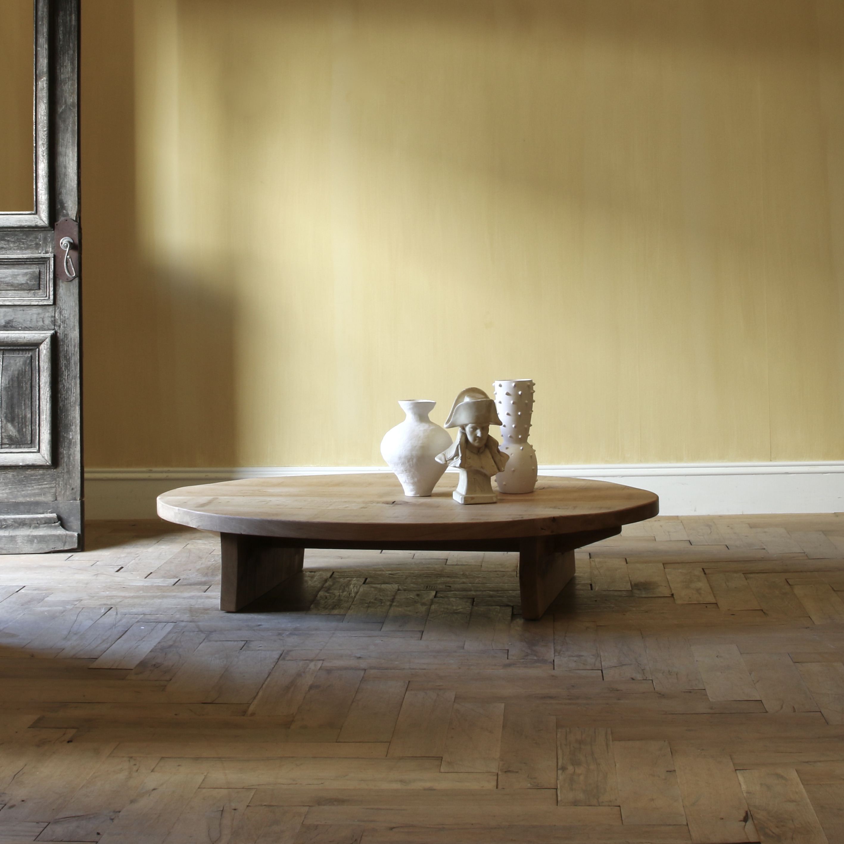 154-45 - Oval Wbi Sabi in Natural Oak // JS Editions